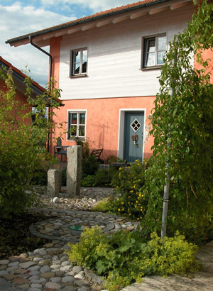 Doppelhaus mit Vorgarten